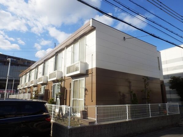 レオパレスWingの物件外観写真